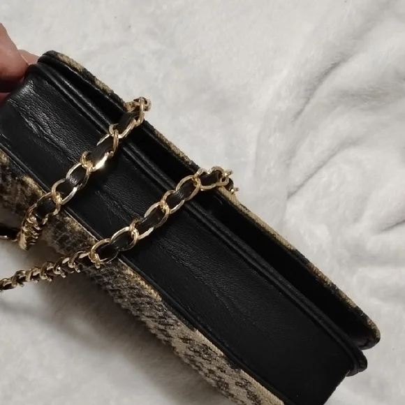 BEBE Beaded Texture Leopard Print Chain Bag - Picture 8 of 10